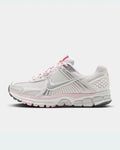 Nike Zoom Vomero 5 (W)