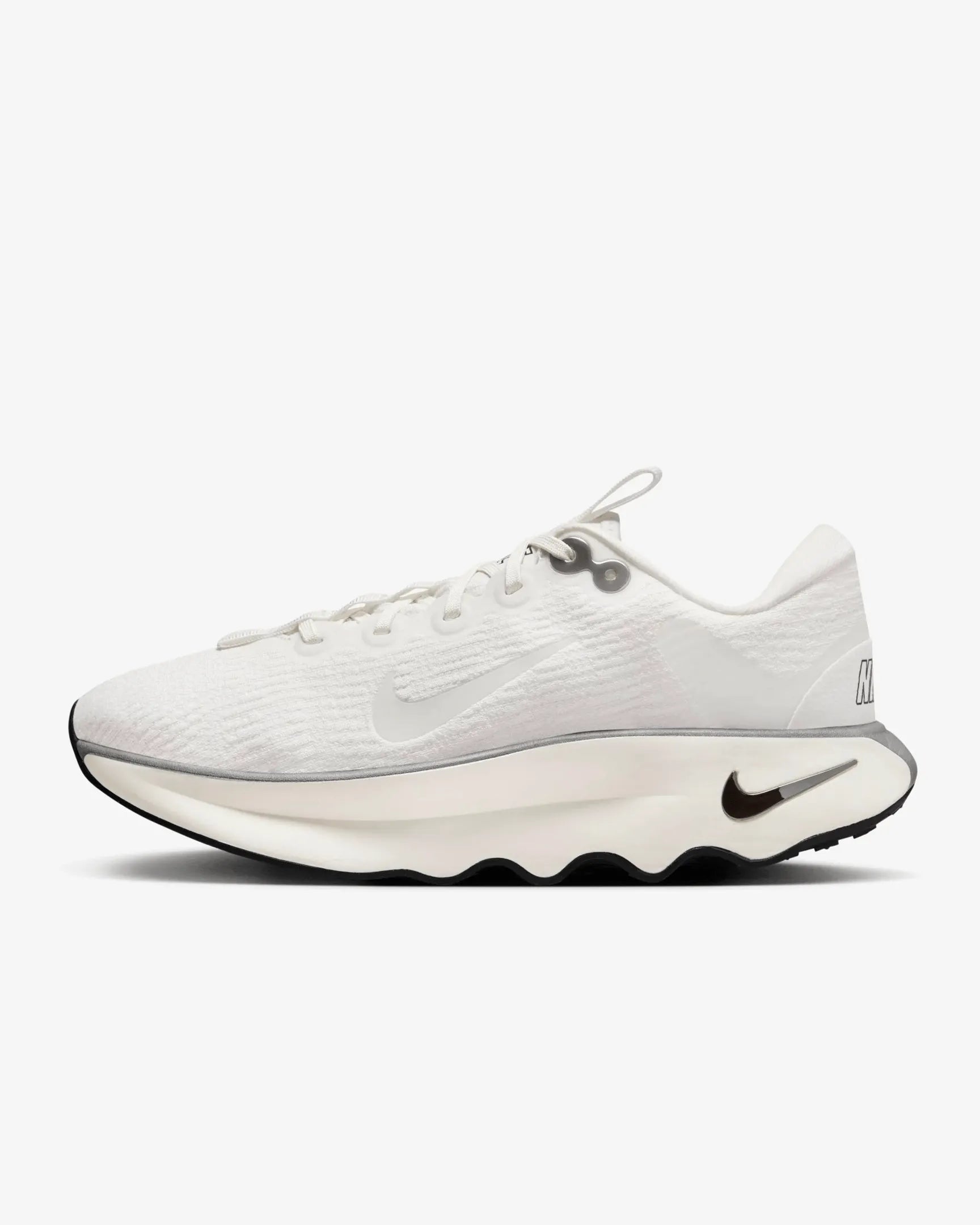 Nike Motiva White