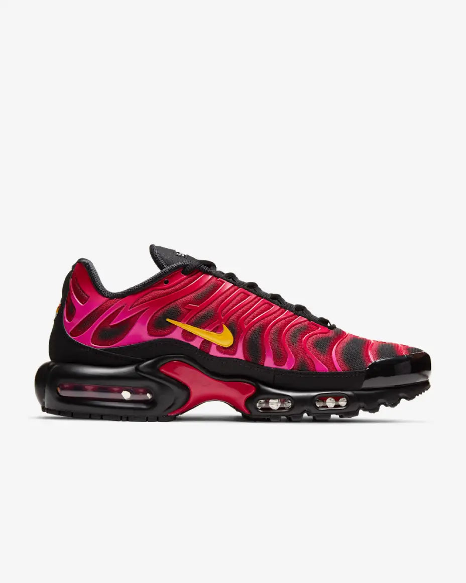 Nike Air Max Plus x Supreme Fire Pink