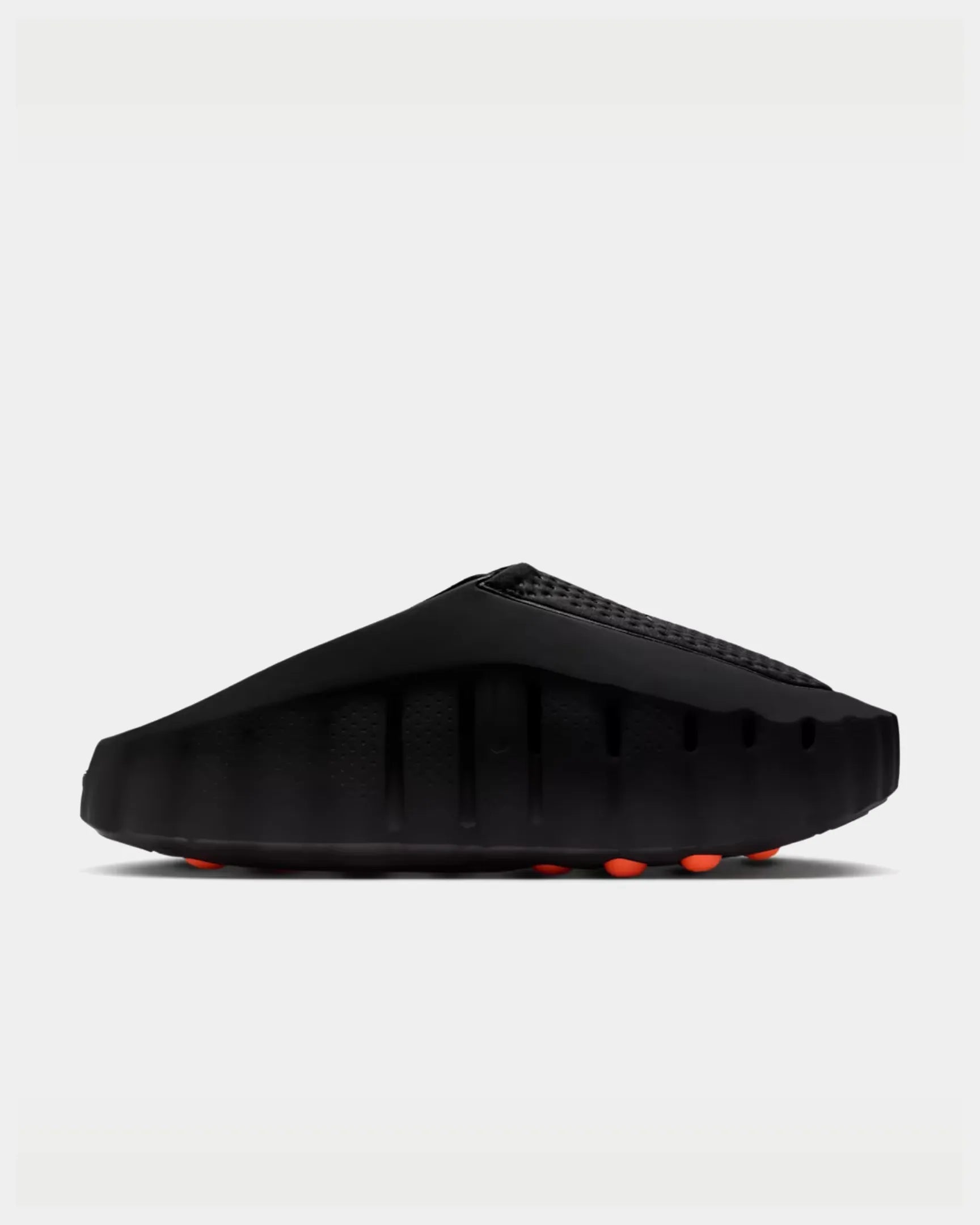 Nike Mind 001