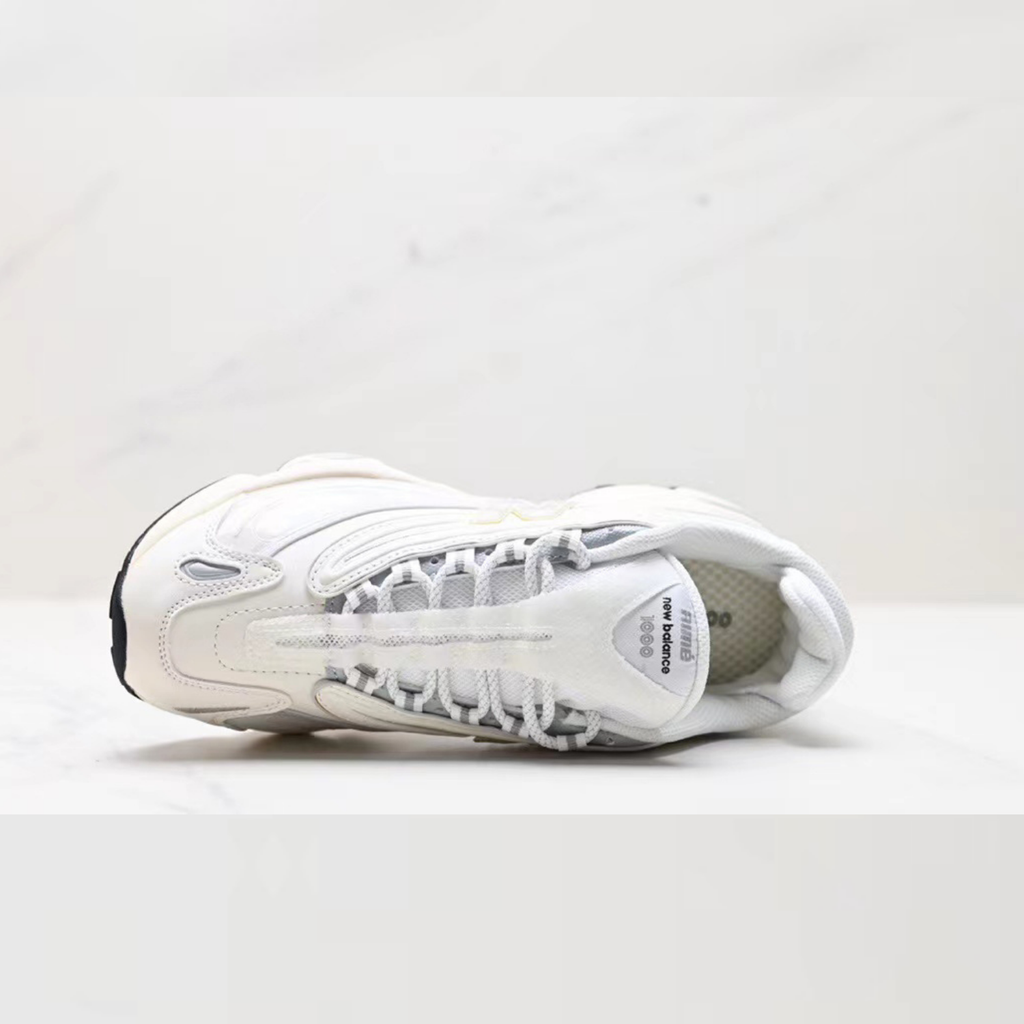 New Balance 1000 (W)