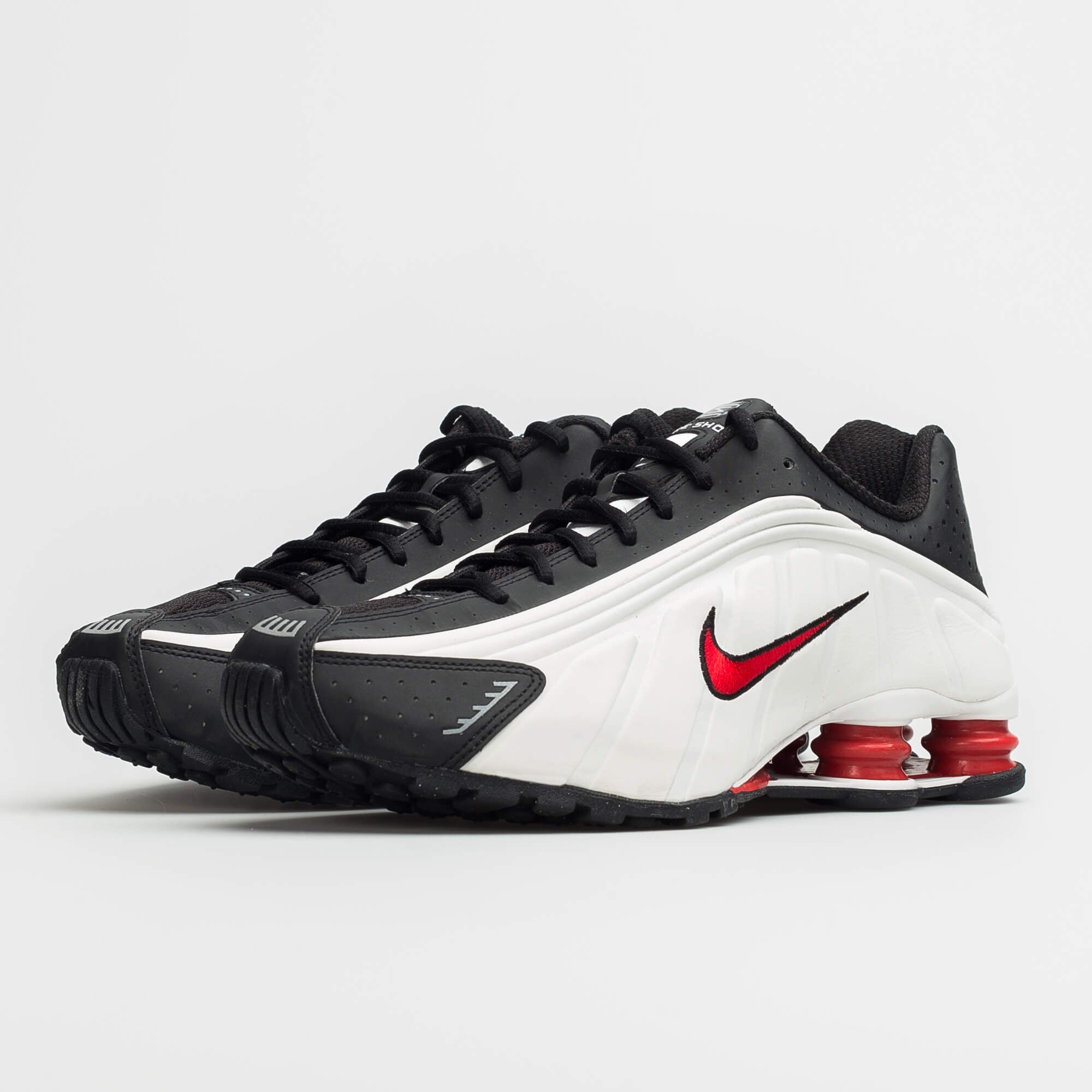 Nike Shox R4