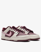 Nike Dunk Low Valentine Day