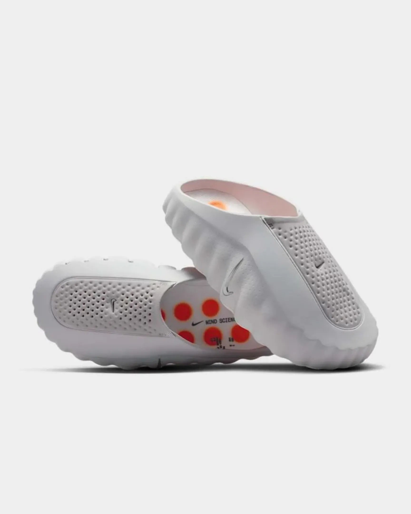 Nike Mind 001