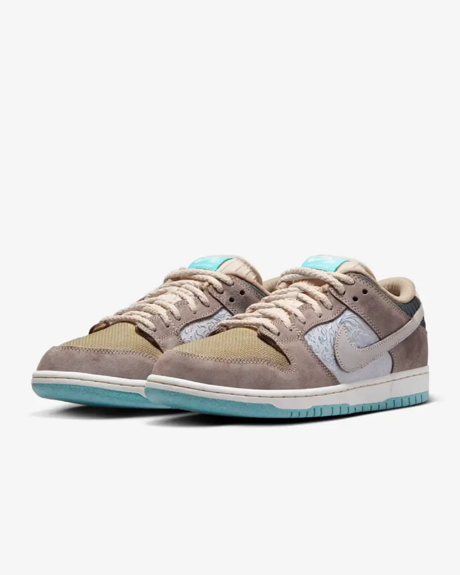 Nike SB Dunk Low Pro