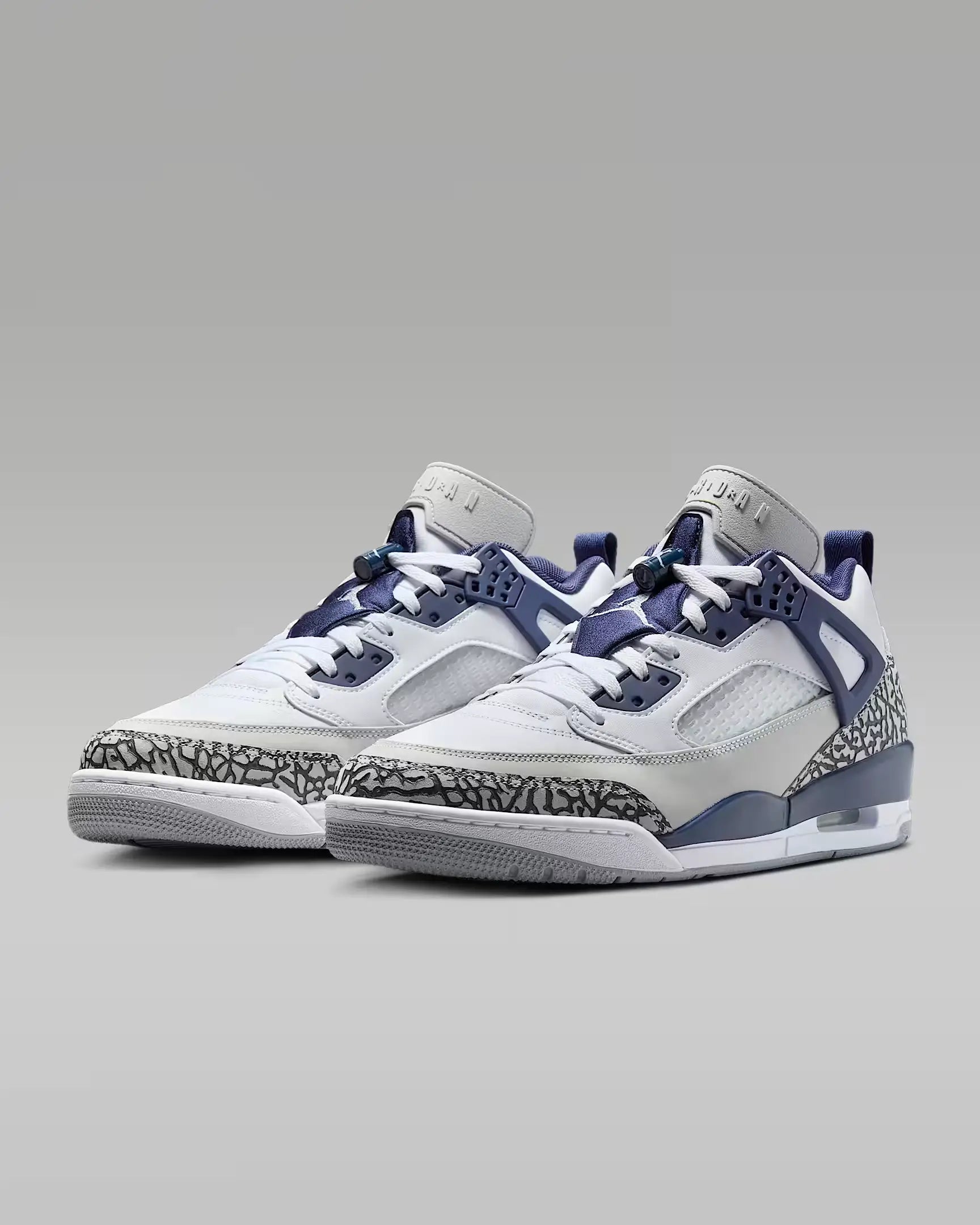 Jordan Spizike Low