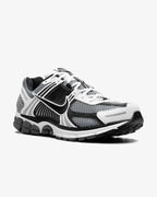 Nike Zoom Vomero 5 SE SP