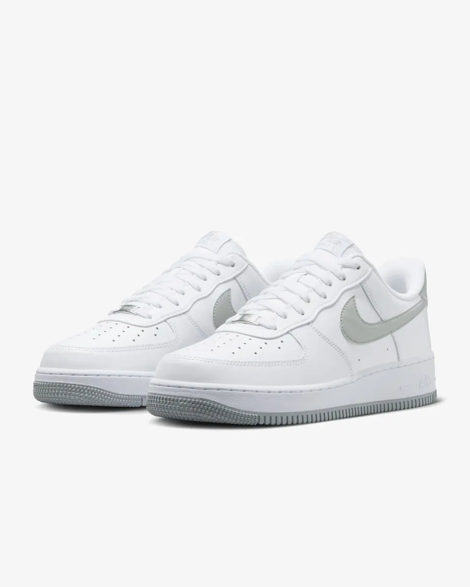 Nike Air Force 1 ’07