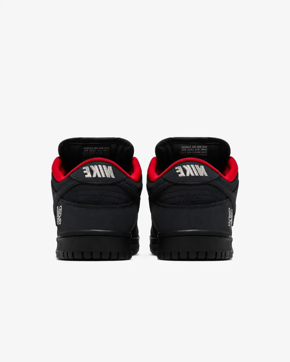 Nike SB Dunk Low Supreme 94