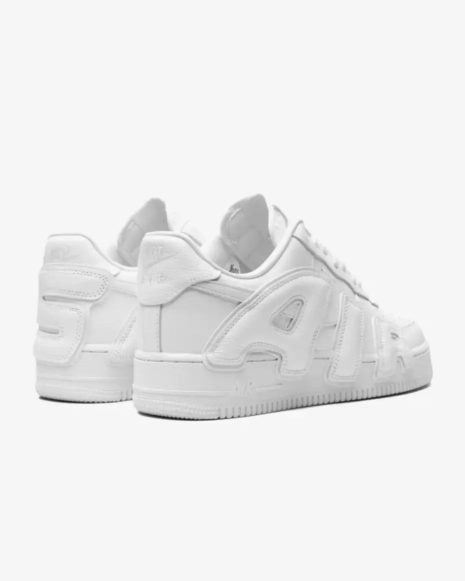 Nike Air Force 1 «Triple White»