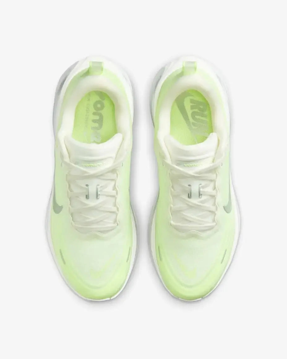 Nike Vomero Plus (W)