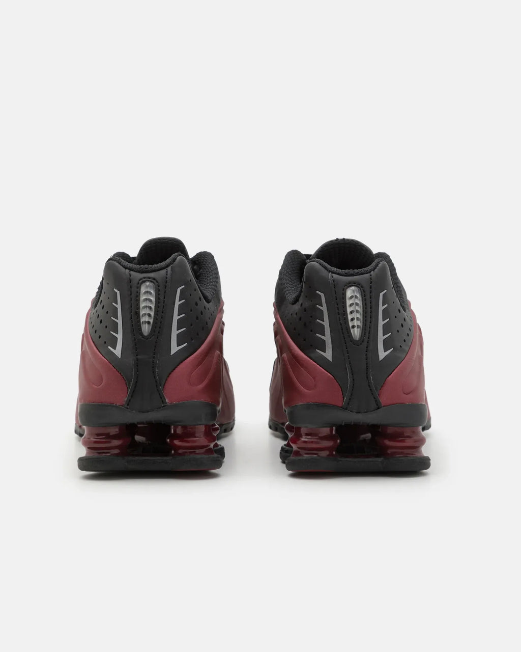 Nike SHOX R4