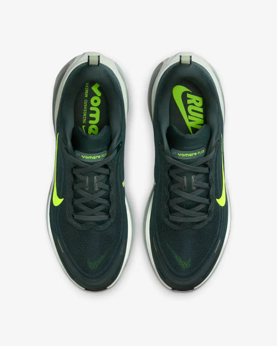 Nike Vomero Plus