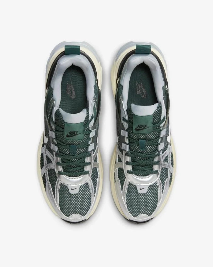 Nike V2K Run Vintage Green