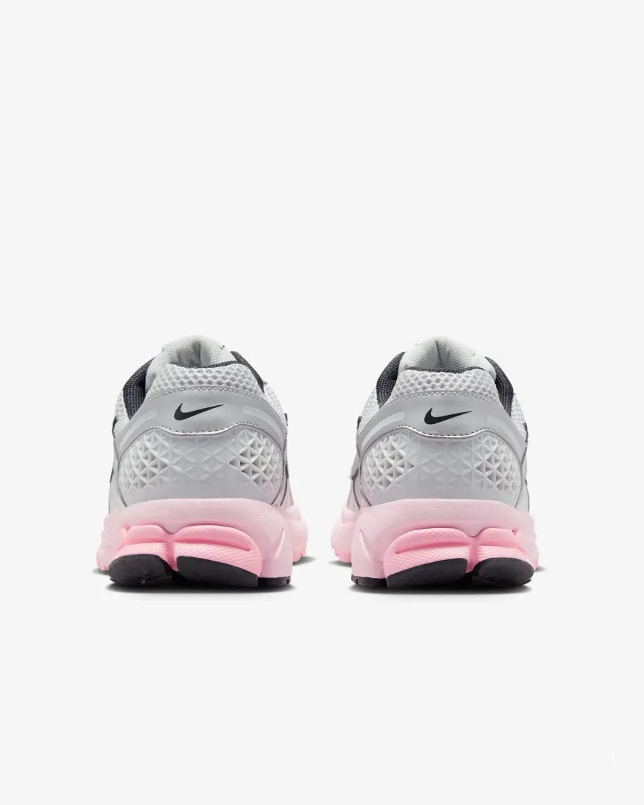 Nike Zoom Vomero 5 (W)