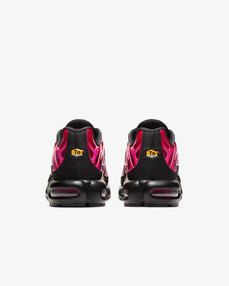 Nike Air Max Plus x Supreme Fire Pink