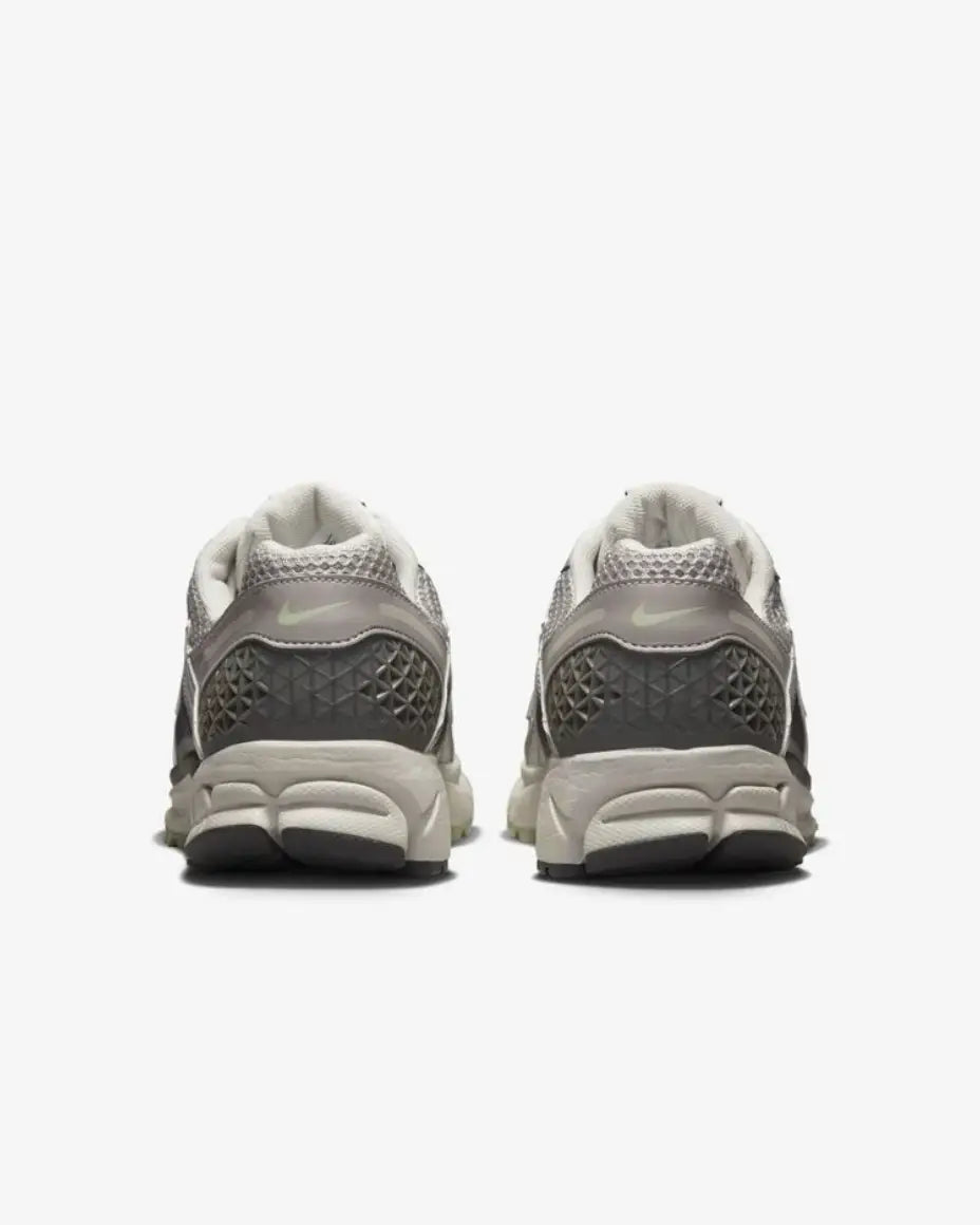 Nike Zoom Vomero 5
