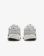 Nike Zoom Vomero 5 Plata (W)