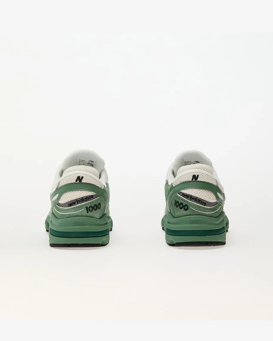 New Balance 1000 (W)