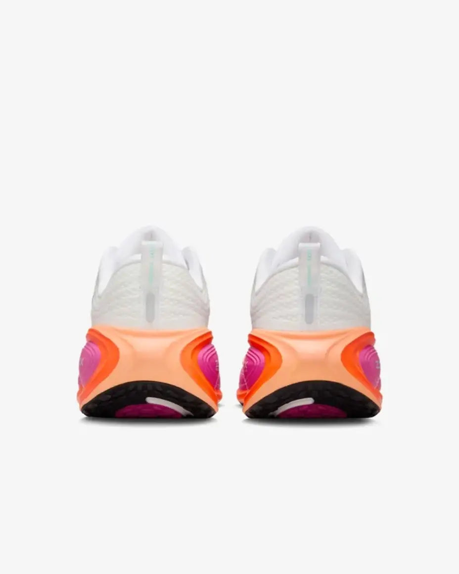 Nike Vomero Plus (W)